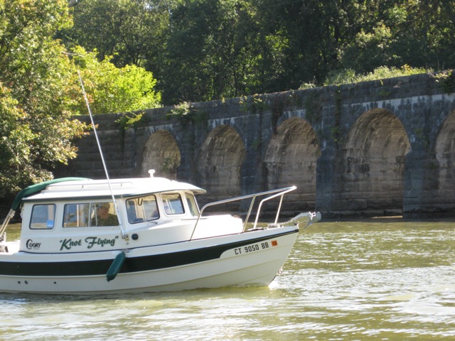 Knot Flying and remains of old Erie aquaduct