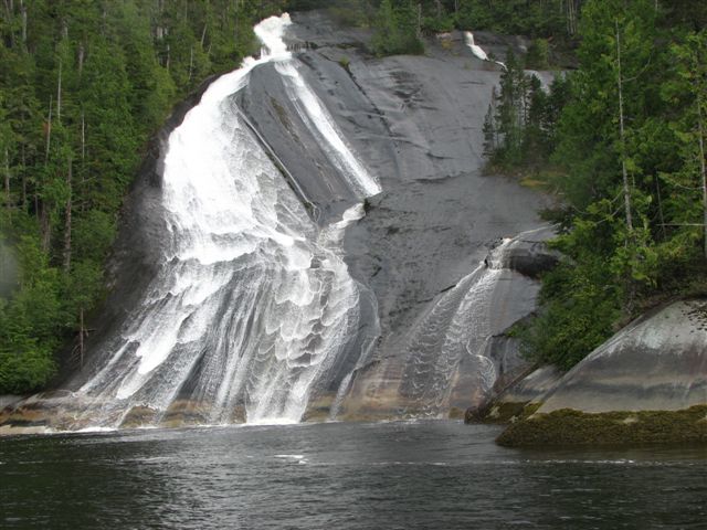 LacyFalls 3