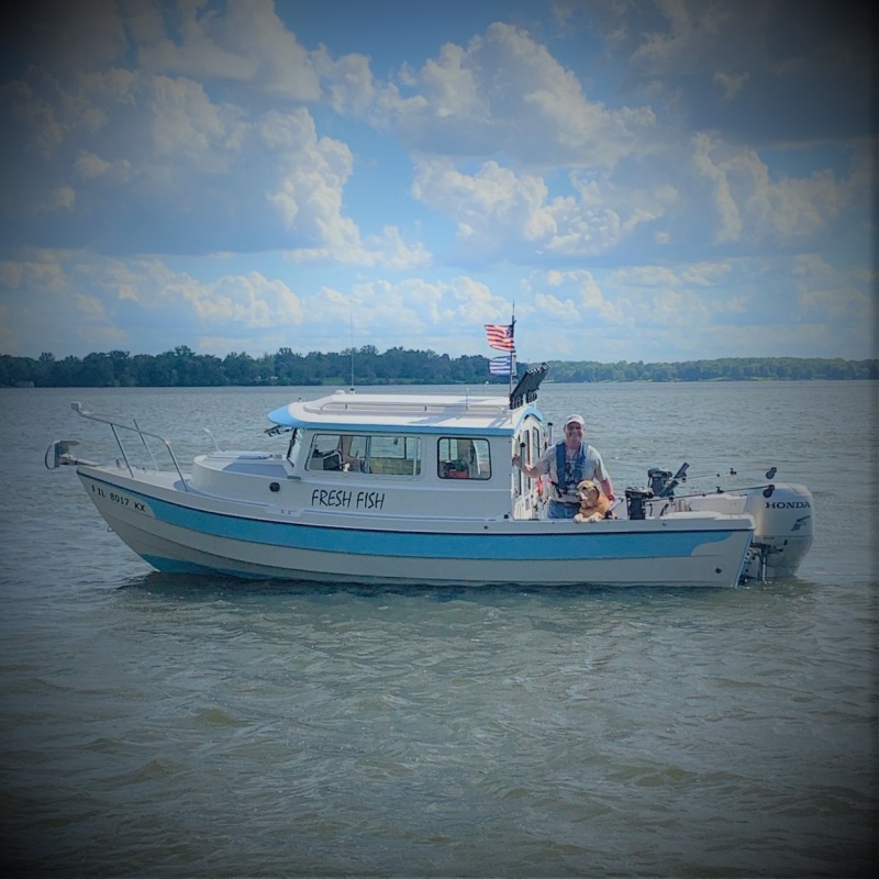 Lake Springfield, 2019. Great day to be out on the water. Honda motor has been upgraded to a Yamaha115 and electric trolling motor has been added to the bow.