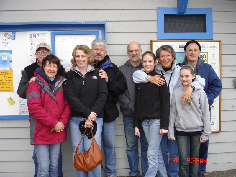 Larry Q & Cathy (C-YA), Robbin & Fred (ANITA MARIE), Mike, Tiffany & Jamie (TYBOO), Robbi (C-RUN) & Joe (R-MATEY).