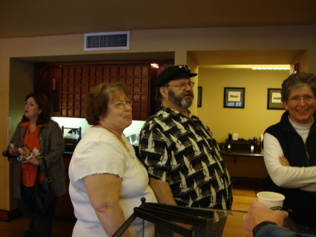 Laurie, Jim & Robbi