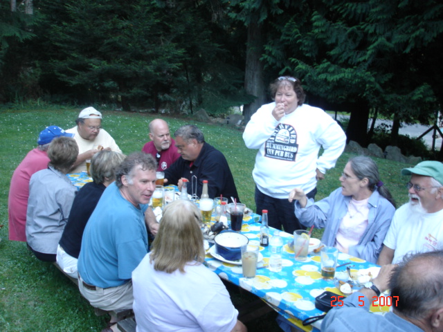 Laurie (LAURNA JO) survived the ride to the Hummingbird Pub
