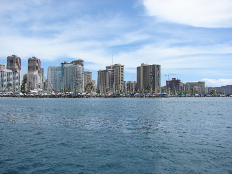 Leaving Ala Wai for a "three hour tour"
10/11/08