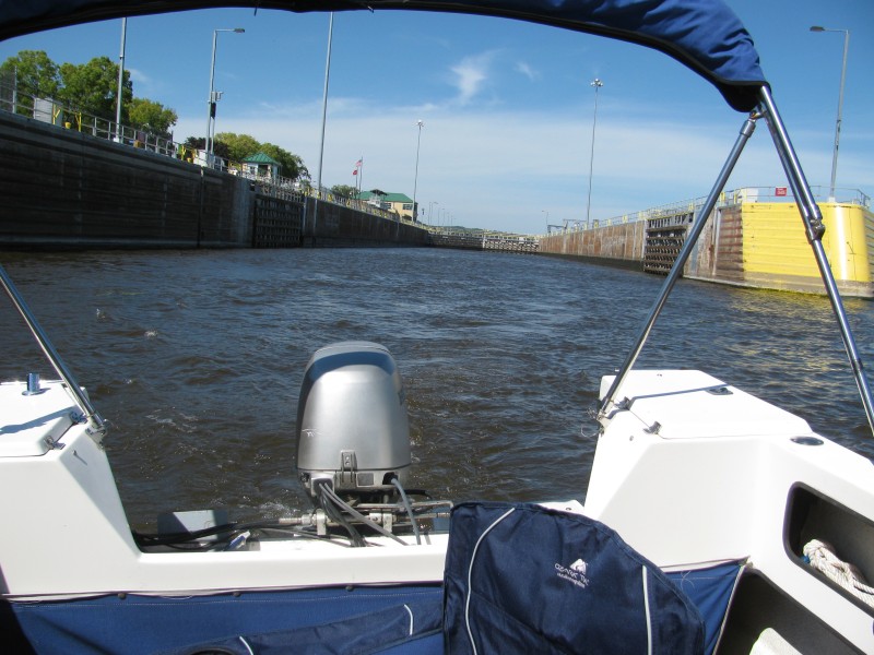 Leaving lock and dam