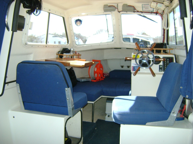 Litl Tug Interior