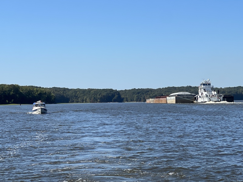 Little Joe passing a tow