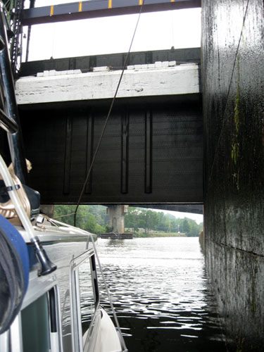 Lock 17 - the door opens UP