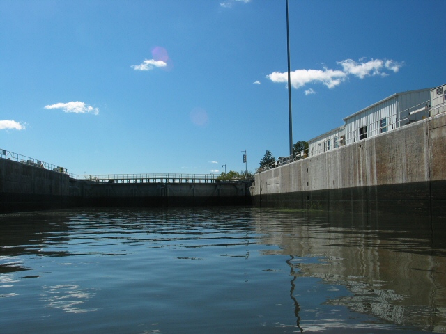 Lock gates close astern