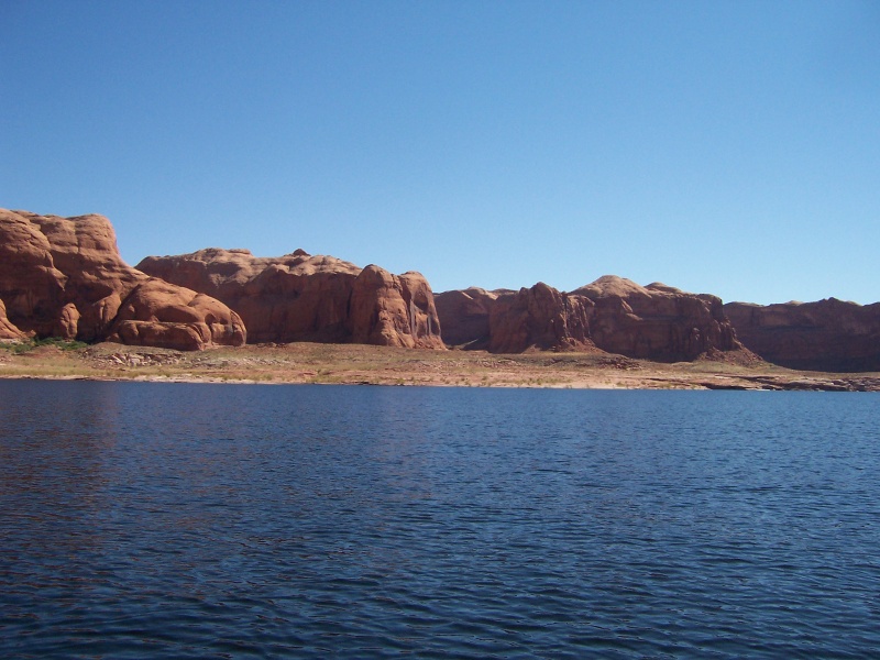 Looking to the East just South of the Escalante River Arm 9-24