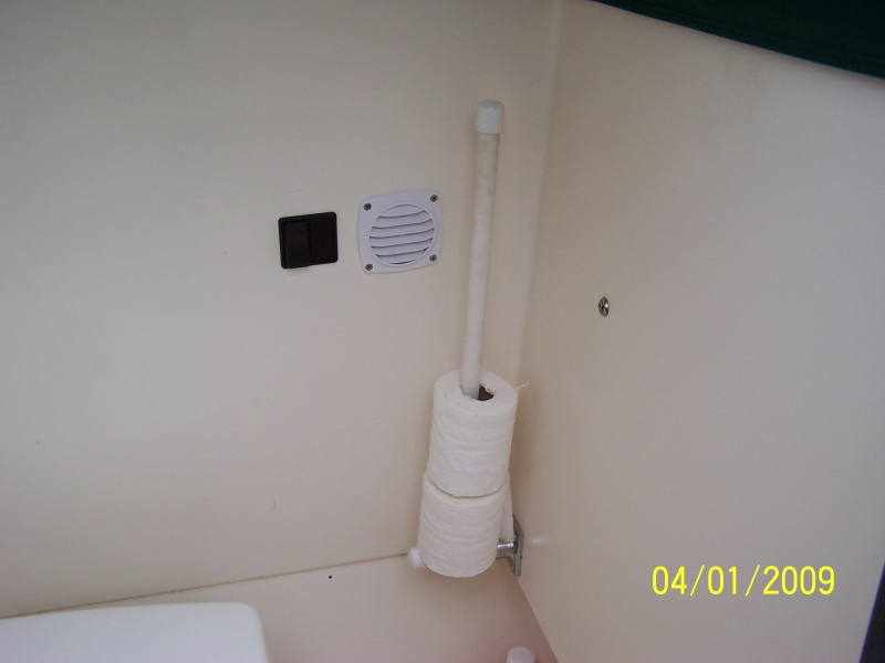 Low cost multiple roll TP holder