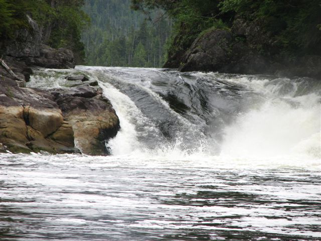 Lowe Waterfall2