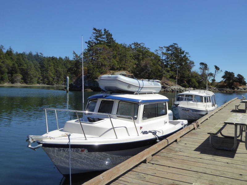 Lunch on the dock at Fossil Bay