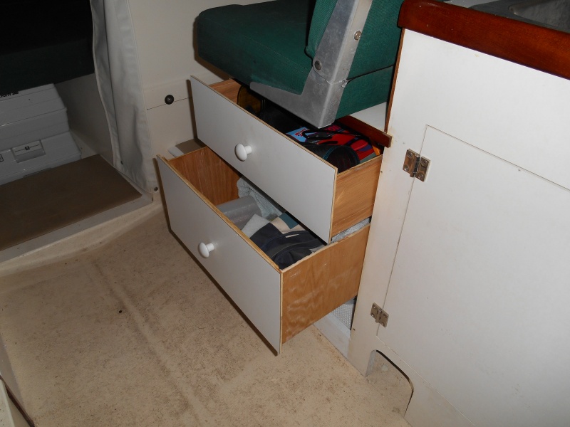 Made these lightweight drawers out of 1/4" marine plywood.