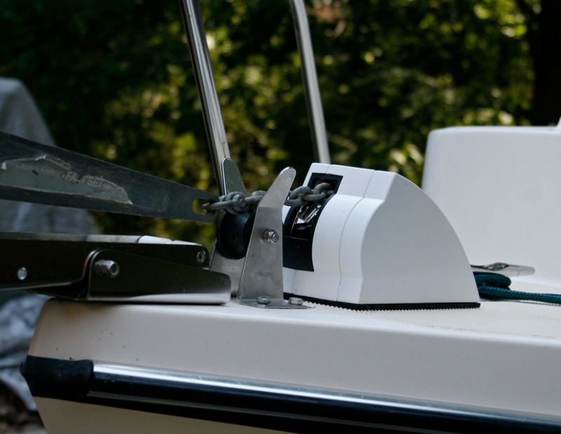 Maxwell-HRC-6 - New Maxwell windlass replacement for Lewmar Pro Fish 700 Free Fall.