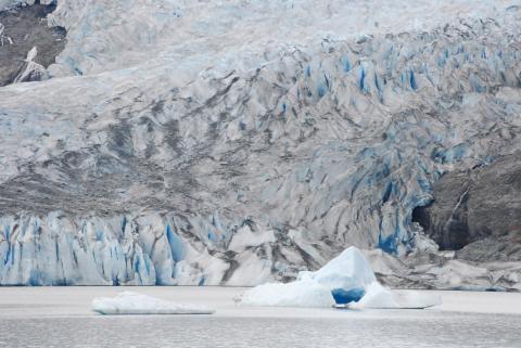 Mendenhall Glacier, Juneau, Alaska