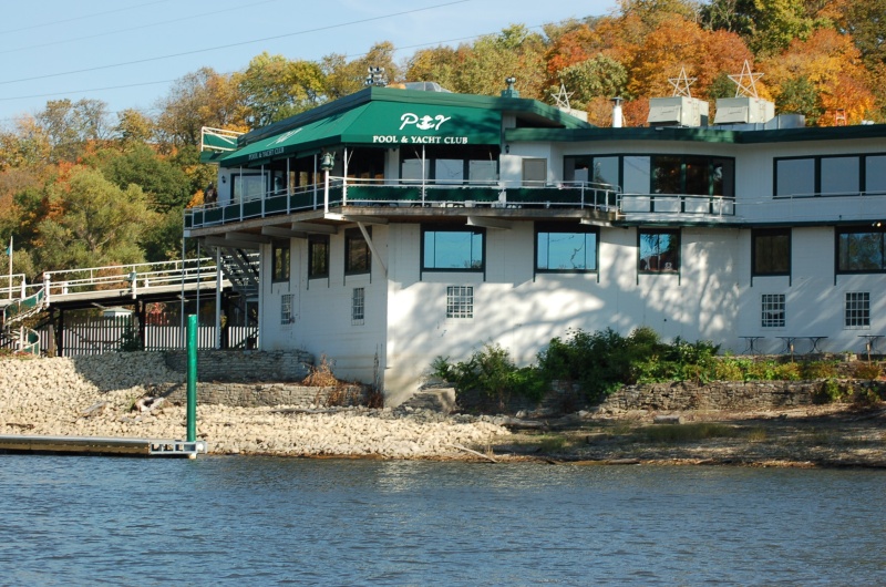 Mendota Heights Pool & Yacht Club. Half way stop for our 60 mile Prescott to St.Paul round trip.