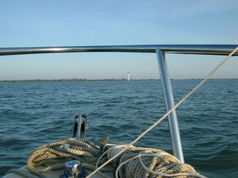 Messy anchor lines, oh wait, pretty lighthouse
