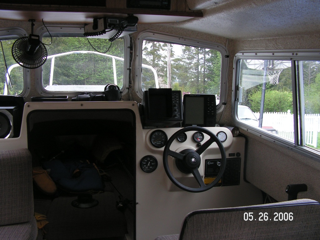 \"Miss Amelia\"- Captain\'s chair. Added Navman fuel flow instrument after pict was taken