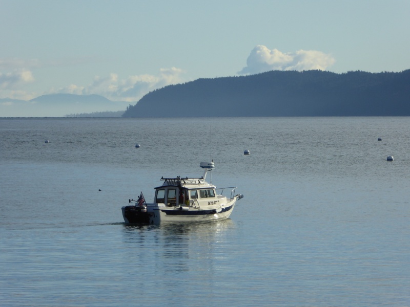 Missy leaving Fossil Bay. Aside from the park ranger, this was the only other boat I saw all day long, both during the 2-hour cruise from Anacortes, and in Fossil Bay. What does that say about us C-Brats? Crazy? or Smart?