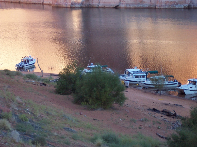 More photos of boats on the beach at Explorer Canyon 9-26