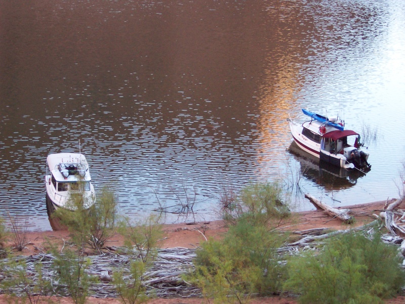 More photos of boats on the beach at Explorer Canyon 9-26