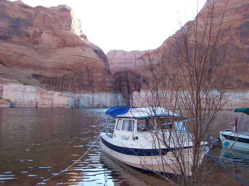 More photos of boats on the beach at Explorer Canyon 9-26