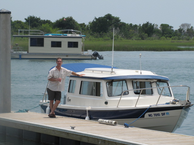 Morehead City docks for lunch