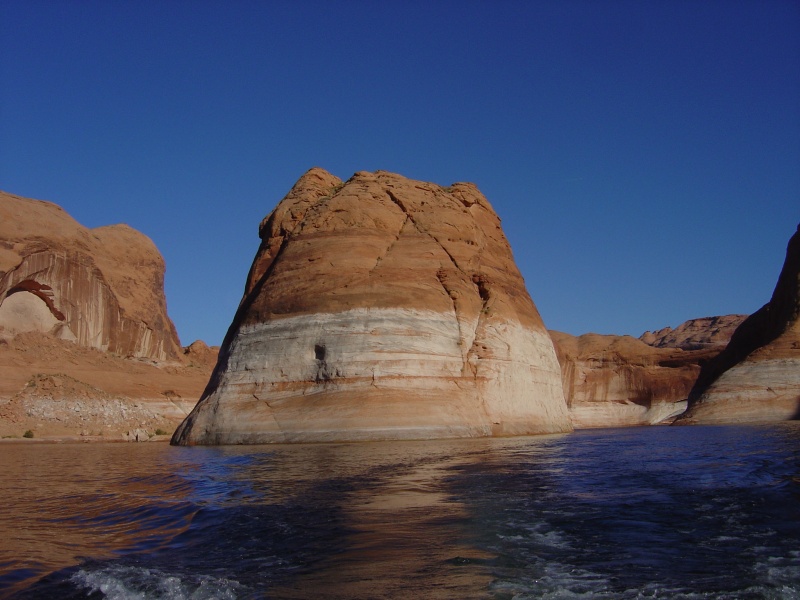 muffin-shaped island in Reflection Canyon