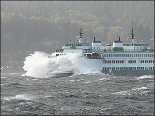 Mukilteo ferry in wind storm 10/18/07