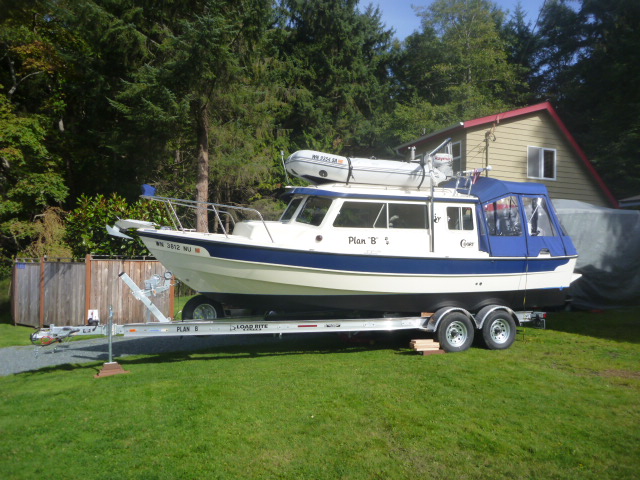 New Bottom paint 10-5-13. We raised the waterline about 2" because of the scum line we developed when in the water for while.