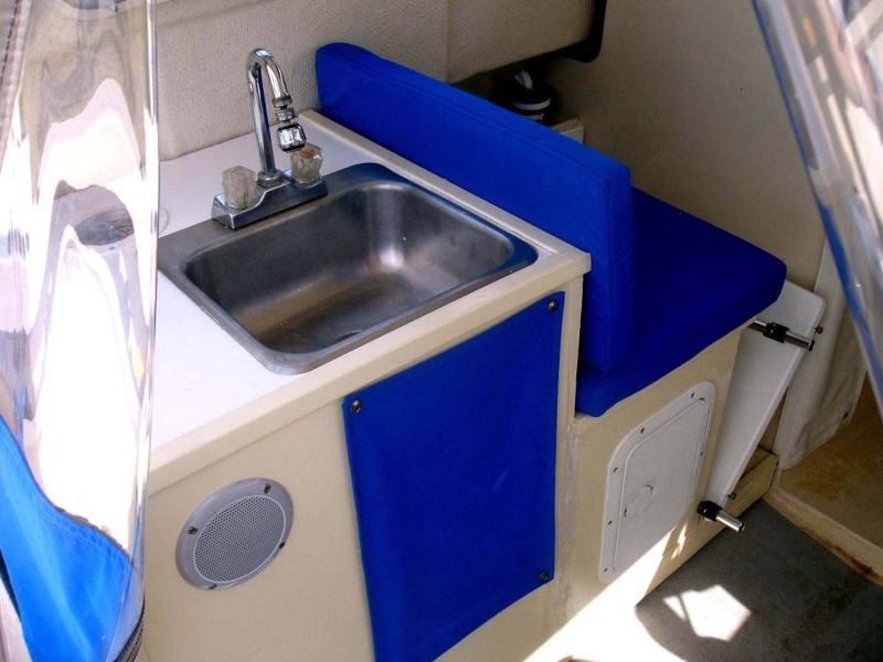 New Freshwater System (30gal) & Cabinet set for 93 22' Angler.
