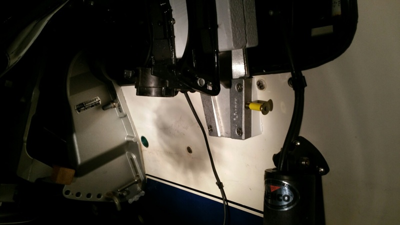 New non-coated bracket with 15 degree starboard wedge and key bolt shown in yellow.