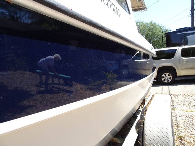 Note the perfect reflections in new "Midnight blue" custom LP paint!