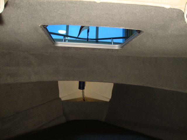 November 2009
V-Berth is carpeted