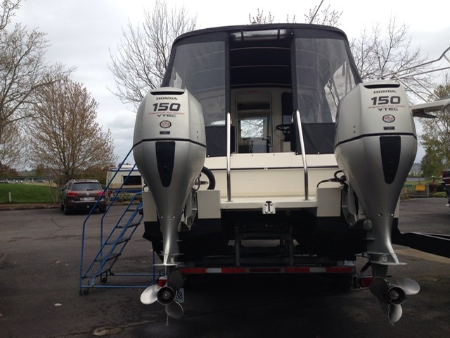 On Trailer Stern