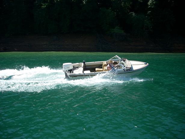 our previous boat on greenpeter res.