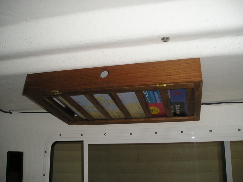 Overhead map/magazine cabinet