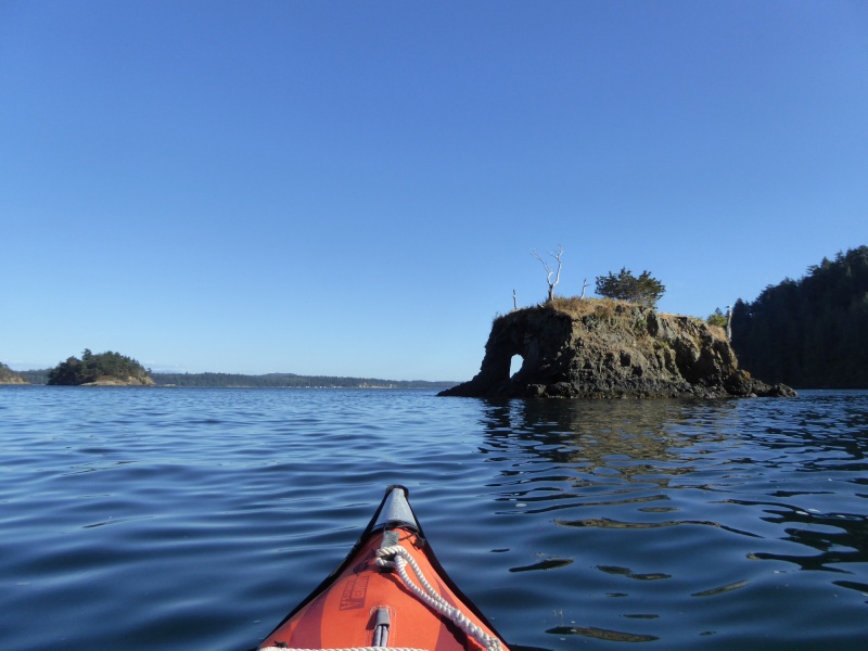 Paddling back past elephant rock
