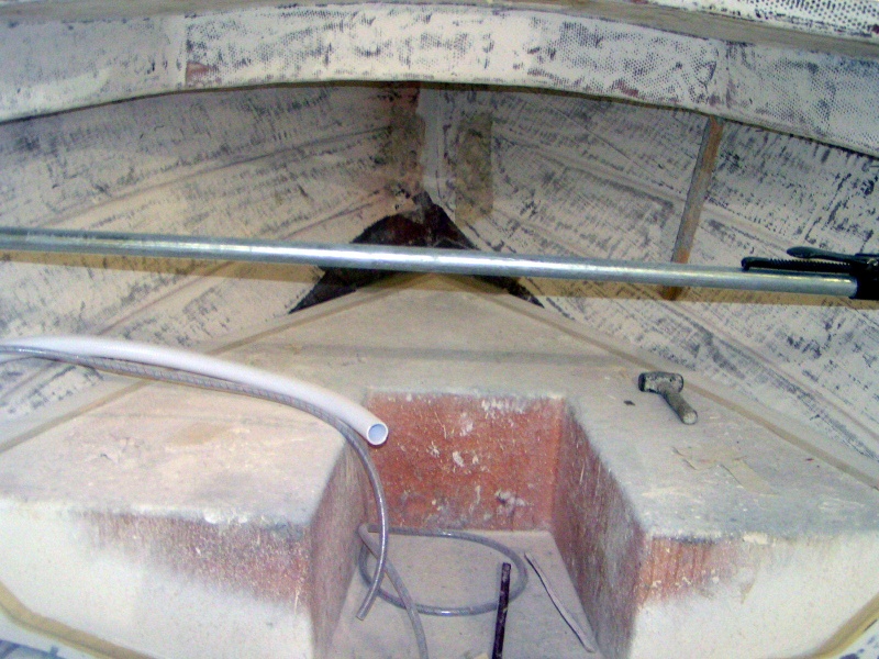 (Pat Anderson) 3-25-05 - Vee-berth area