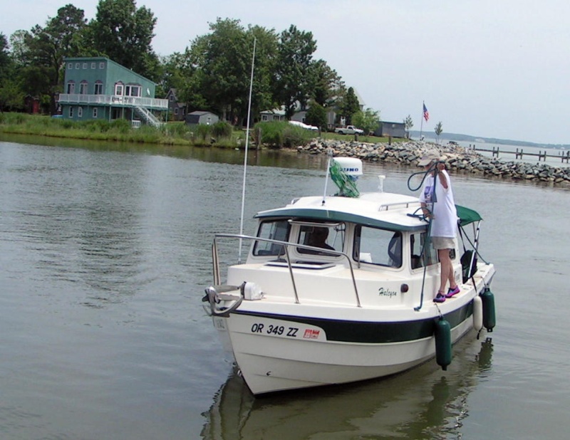 (Pat Anderson)El Readies the Docking Line