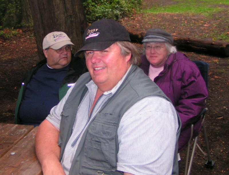 (Pat Anderson) Roger (Sensei), flanked by Jim (Laurna Jo) & Lisbeth (Sensei)