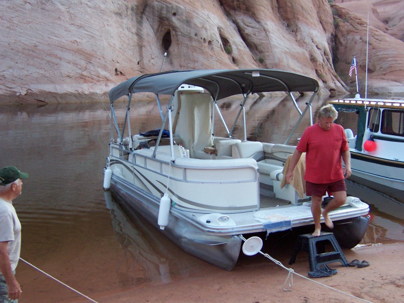 Pontoon boat joined us in Oak Canyon Sunday morning 9/25/11