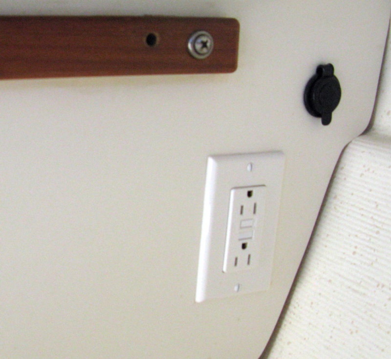 port 120V & 12V outlets