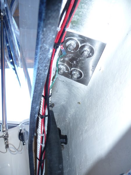 Port stern cleat backing plate.
NOTE: All the backing plates are bedded with 3M 4200 caulking.