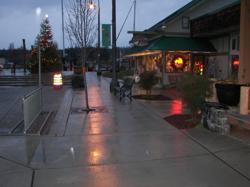 Pretty lights, but closed on Christmas Eve