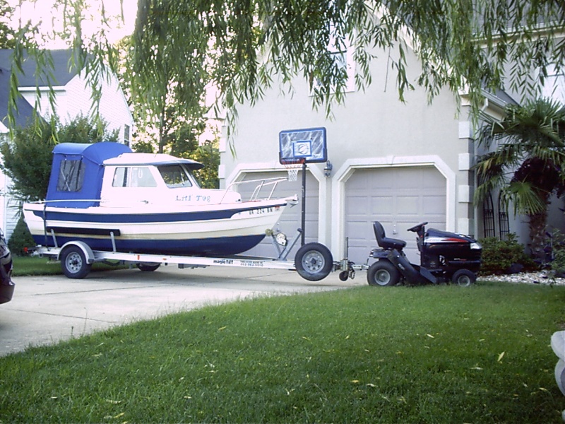 Putting Litl Tug away.  Advantages of a 16' crusier