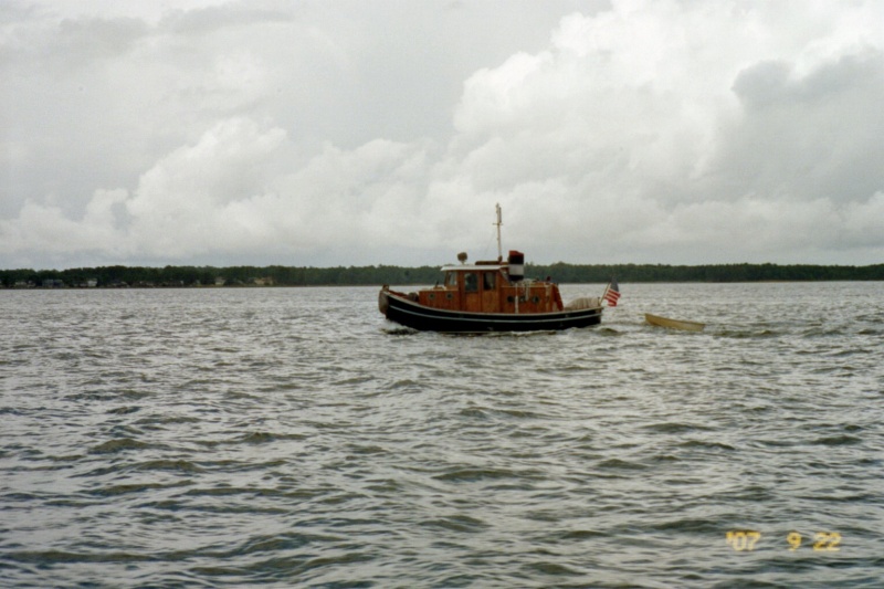 really nice tug we saw on our way back to the Marina