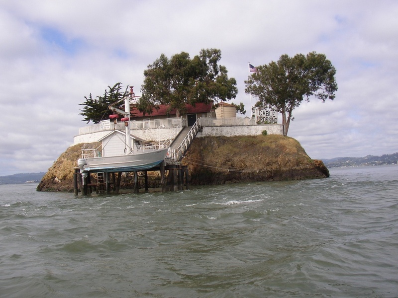 Red Rock Light Bed and Breakfast in San Francisco Bay
