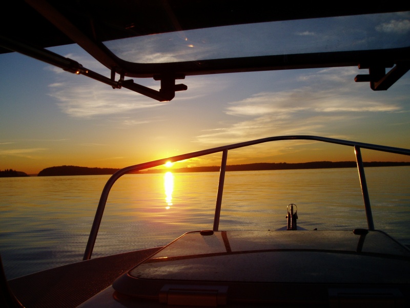 (Robbi) Another wonderful day on the water