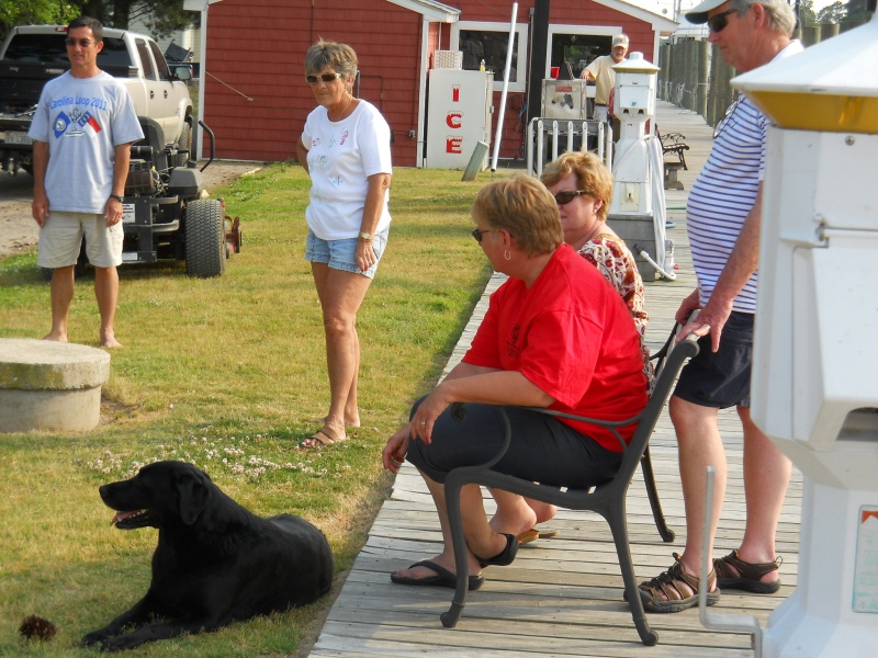 Sandy explaining the rules
